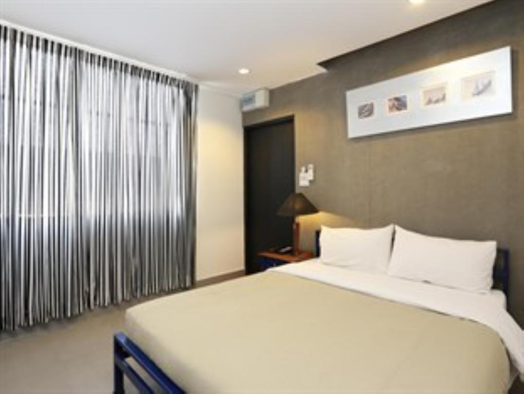 Hotel Papa Bangkok Siriraj Banguecoque Quarto foto